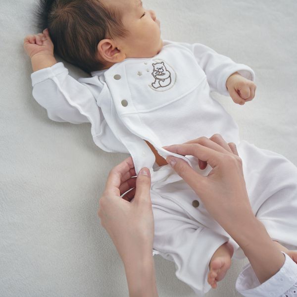 カトージとママが一緒につくった　FIRST BABYWEAR