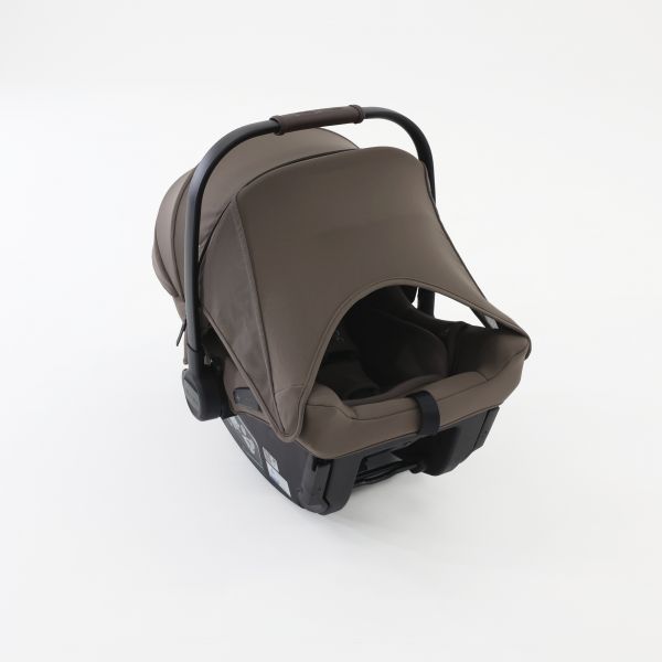 nuna ベビーシート ピパ アーバン 2（チェスナット）